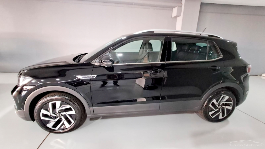 volkswagen t-cross 1.4 250 tsi total flex highline automatico 4p 2025