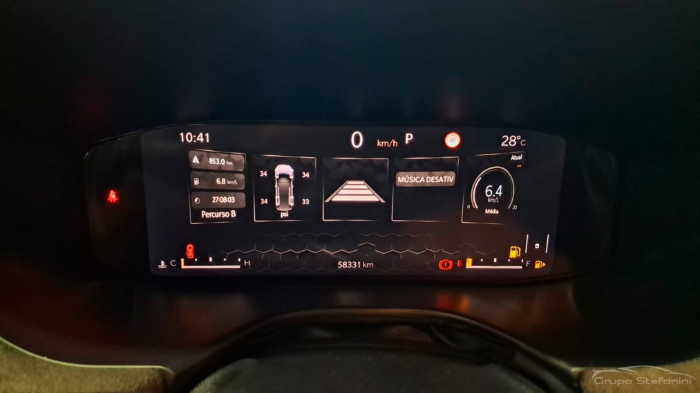 jeep commander 1.3 t270 turbo flex overland at6 4p automatico 20232 jeep commander 1.3 t270 turbo flex overland at6 4p automatico 20232