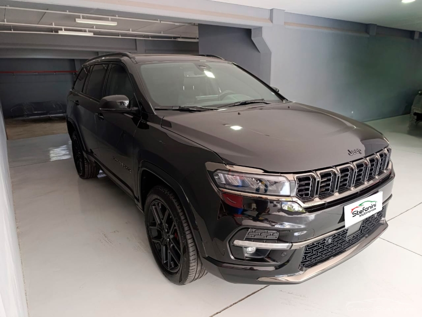 jeep commander 2.0 hurricane 4 turbo gasolina blackhawk at9 4p automatico 20252