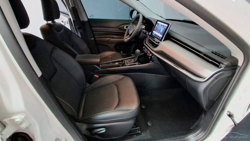 jeep compass 1.3 t270 turbo flex longitude at6 4p automatico 20256