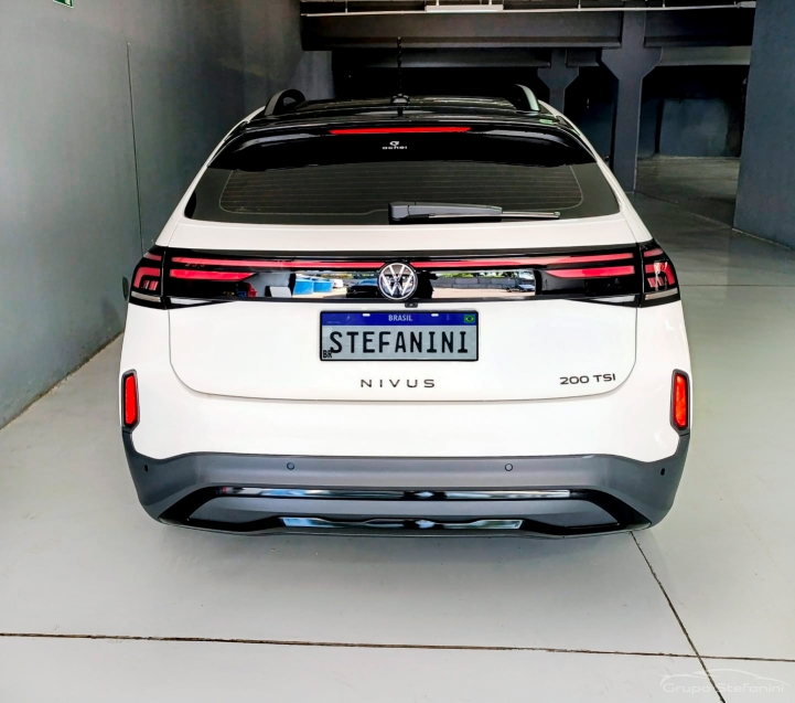 volkswagen nivus 1.0 200 tsi total flex highline automatico 4p 202611