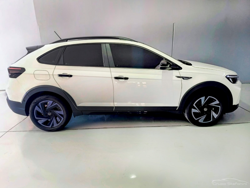 volkswagen nivus 1.0 200 tsi total flex highline automatico 4p 20268