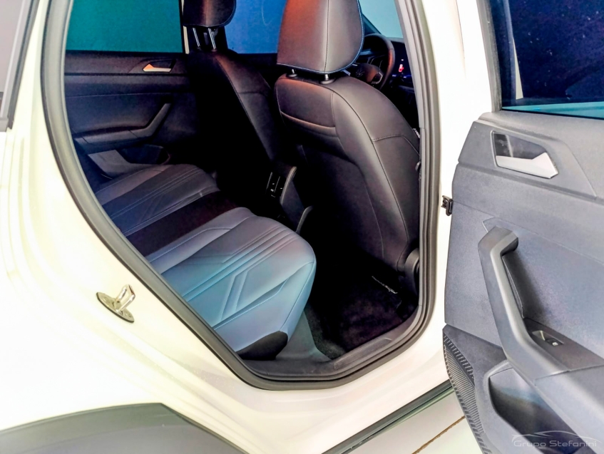 volkswagen nivus 1.0 200 tsi total flex highline automatico 4p 20266