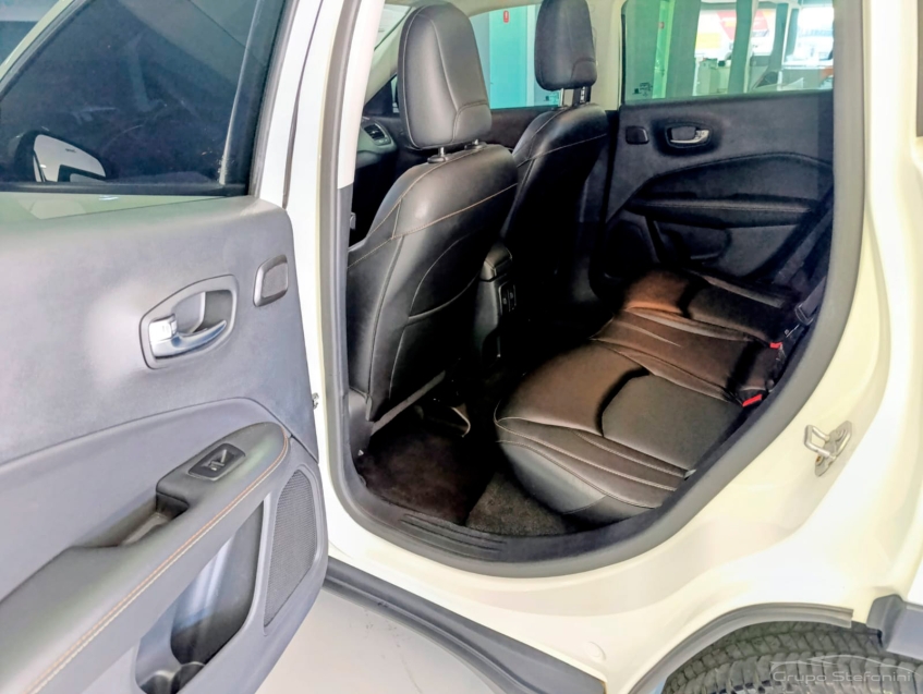 jeep compass 2.0 16v diesel longitude 4x4 automatico 4p 20216