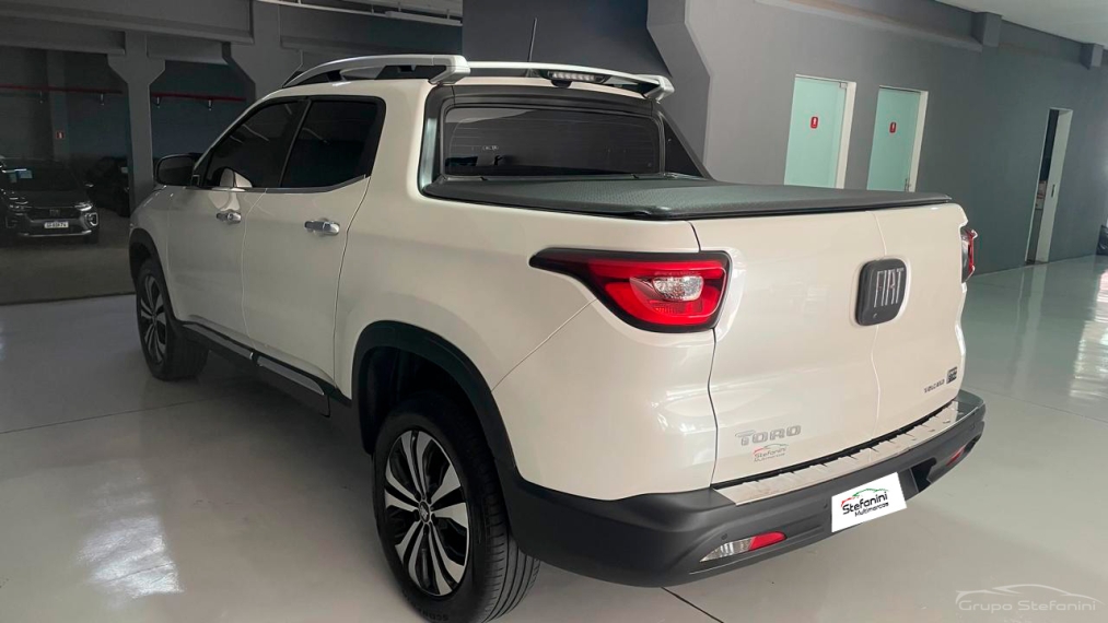 fiat toro 1.3 turbo 270 flex volcano at6 4p automatico 202514