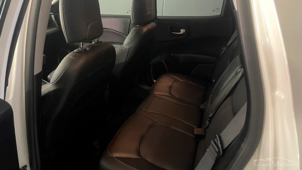 fiat toro 1.3 turbo 270 flex volcano at6 4p automatico 20257