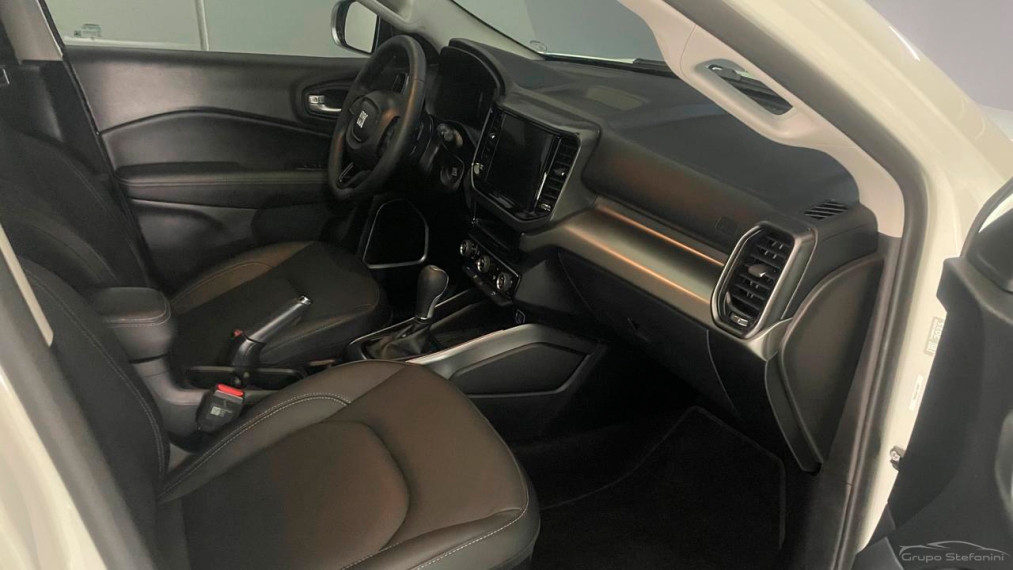 fiat toro 1.3 turbo 270 flex volcano at6 4p automatico 20256