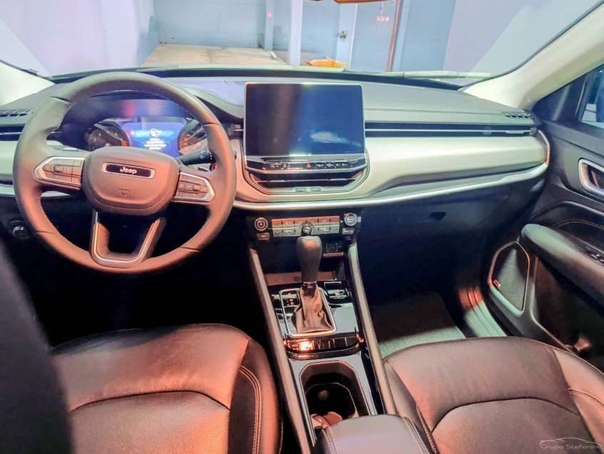 jeep renegade 1.3 t270 turbo flex longitude at6 4p automatico 20233