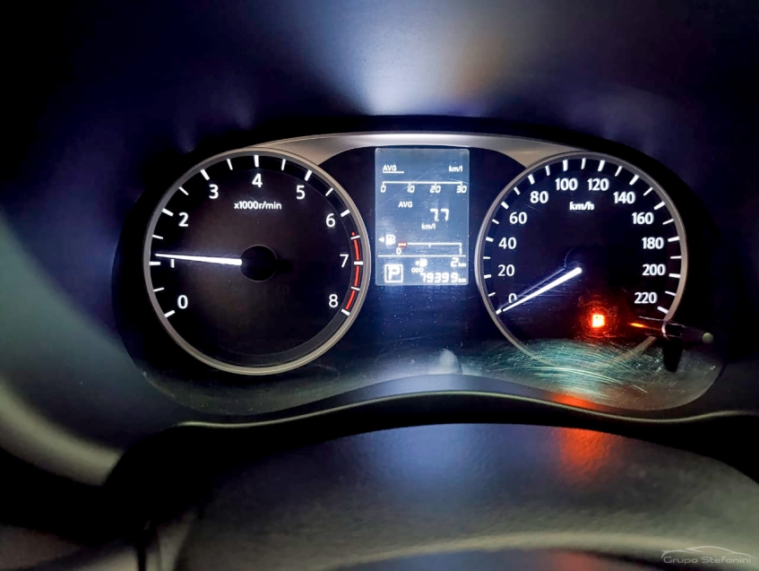 nissan kicks 1.6 16v flexstart sv 4p xtronic flex automatico 20186