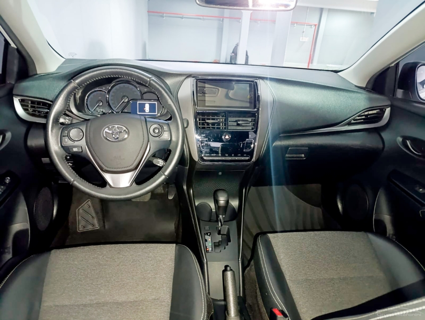 toyota yaris 1.5 16v flex sedan xs multidrive 4p automatico 20253