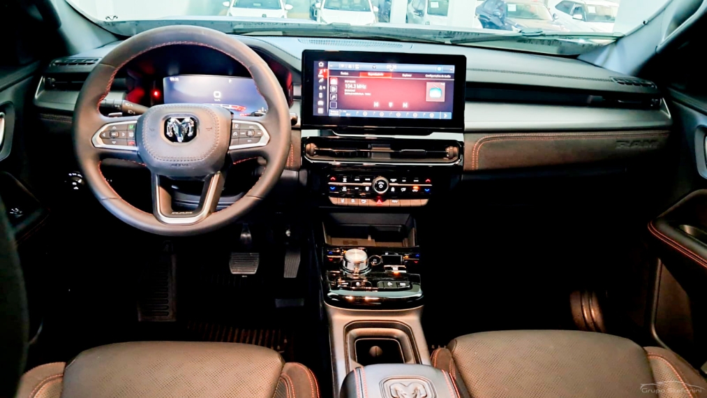 ram rampage 2.0 hurricane 4 turbo gasolina r/t 4x4 automatico 4p 20243