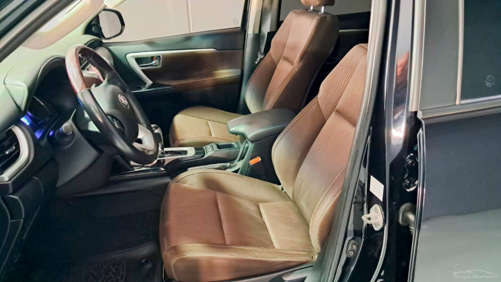 toyota hilux sw4 2.7 sr 4x2 16v flex 4p automatico 20174