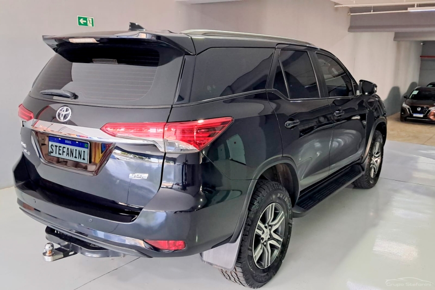 toyota hilux sw4 2.7 sr 4x2 16v flex 4p automatico 20179