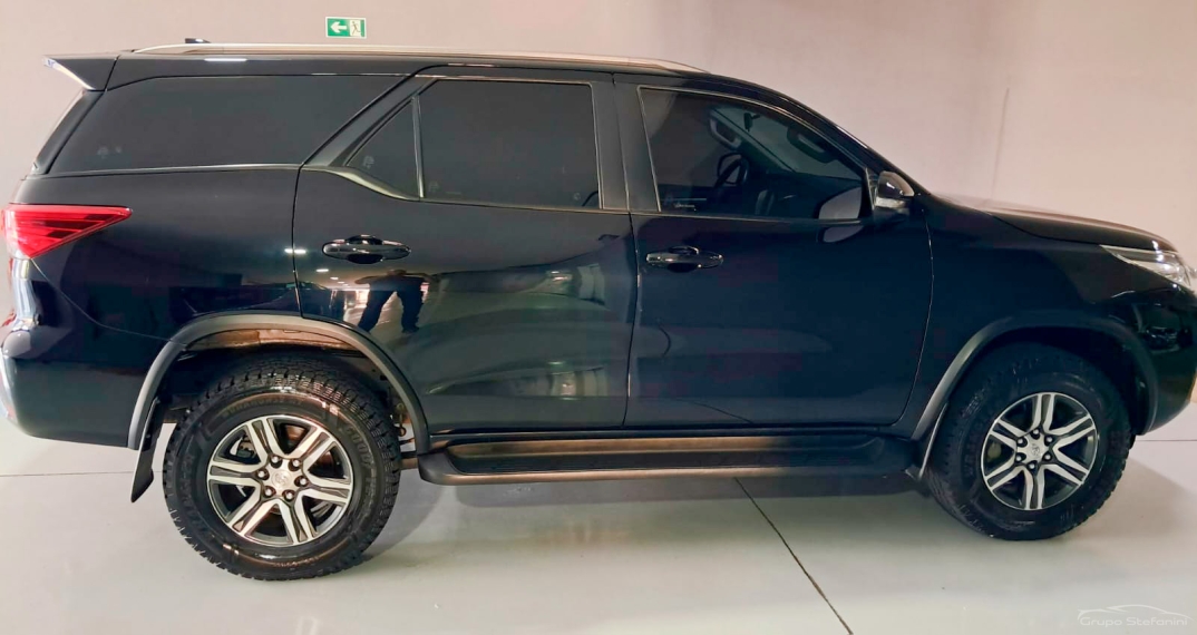 toyota hilux sw4 2.7 sr 4x2 16v flex 4p automatico 20178