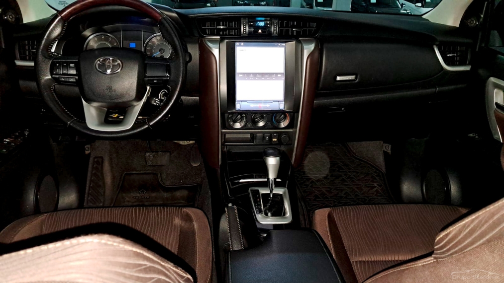 toyota hilux sw4 2.7 sr 4x2 16v flex 4p automatico 20173