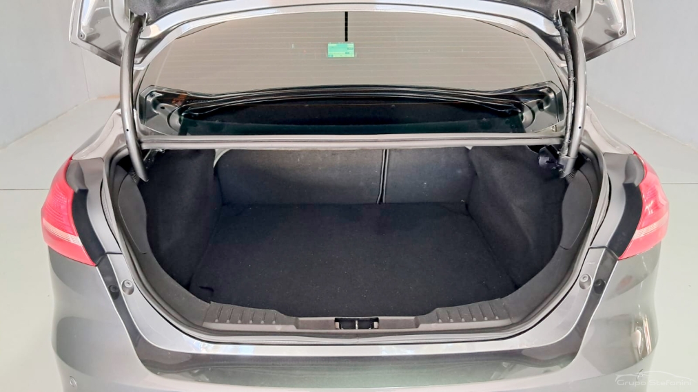 ford focus 2.0 se plus 16v flex 4p powershift automatico 201812