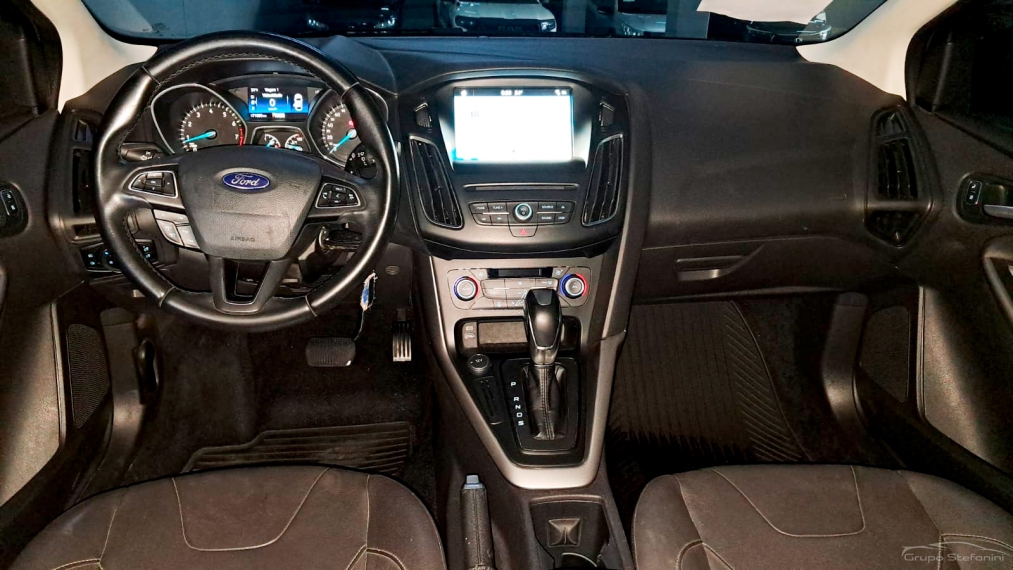 ford focus 2.0 se plus 16v flex 4p powershift automatico 20183
