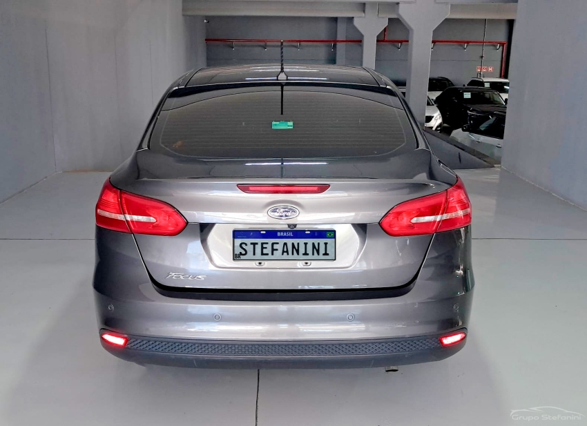 ford focus 2.0 se plus 16v flex 4p powershift automatico 201811