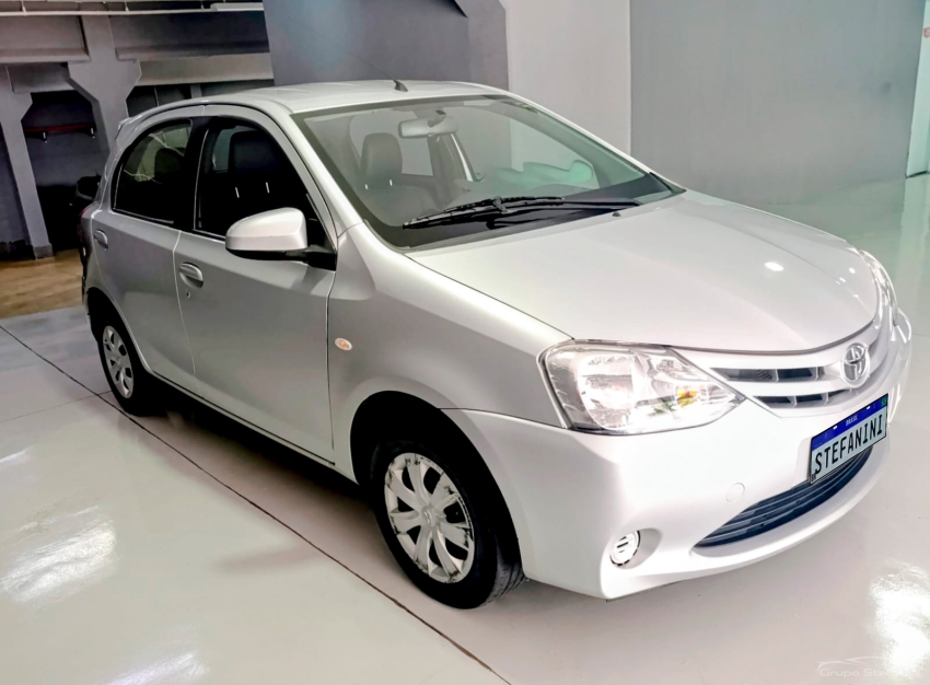 toyota etios 1.5 xs 16v flex 4p manual 20152