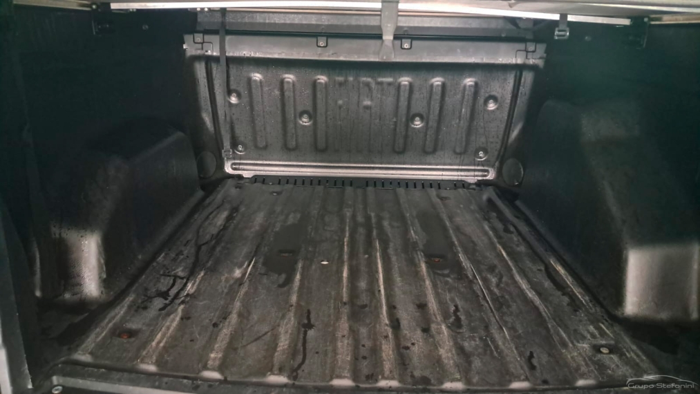 fiat toro 2.0 16v turbo diesel freedom 4wd at9 4p automatico 201911