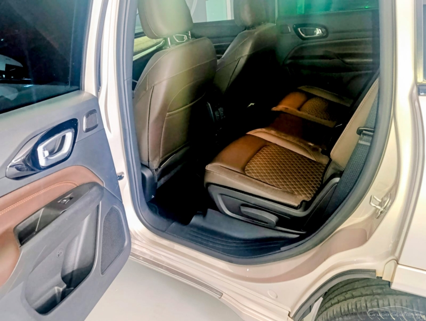 jeep commander 1.3 t270 turbo flex overland at6 4p automatico 20225