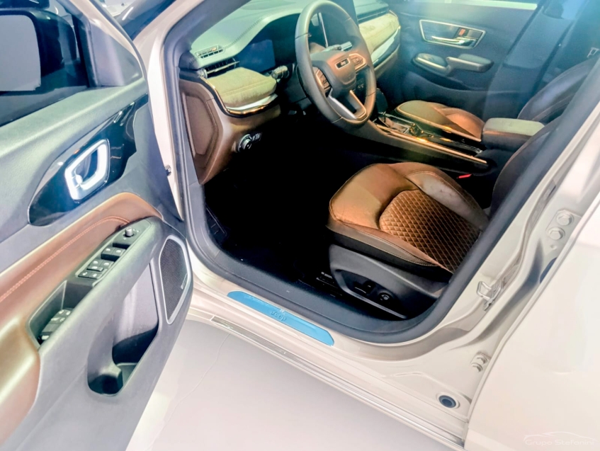 jeep commander 1.3 t270 turbo flex overland at6 4p automatico 20224