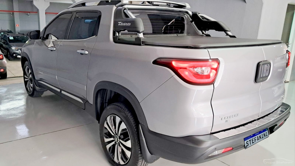 fiat toro 1.3 turbo 270 flex volcano at6 4p automatico 202412