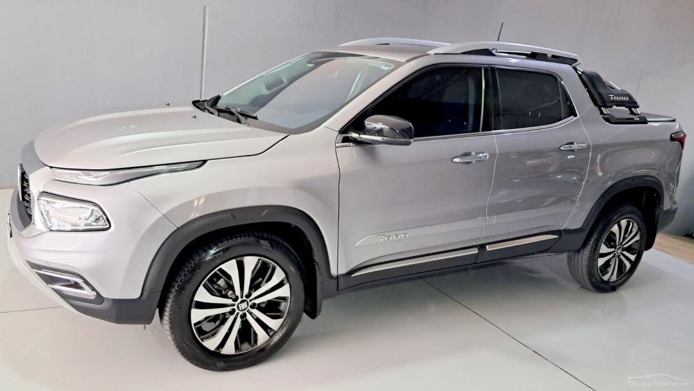 fiat toro 1.3 turbo 270 flex volcano at6 4p automatico 2024