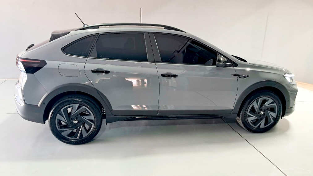 volkswagen nivus 1.0 200 tsi total flex highline automatico 4p 20268