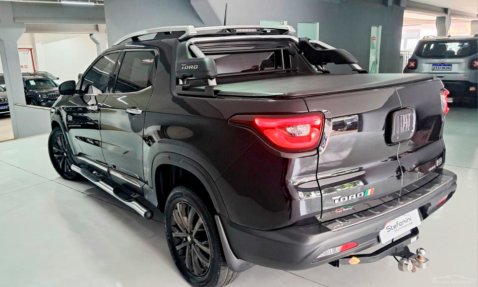 fiat toro 2.0 16v turbo diesel ranch 4wd at9 4p automatico 202213