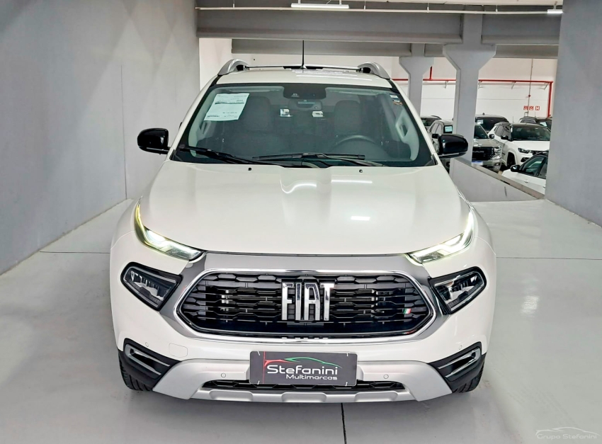 fiat toro 1.3 turbo 270 flex volcano at6 4p automatico 20241