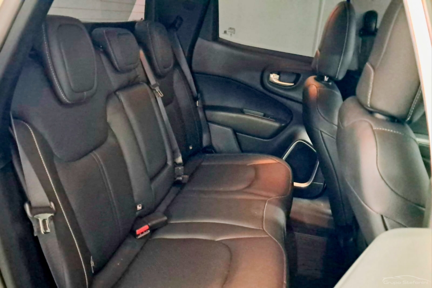 fiat toro 1.3 turbo 270 flex volcano at6 4p automatico 20245