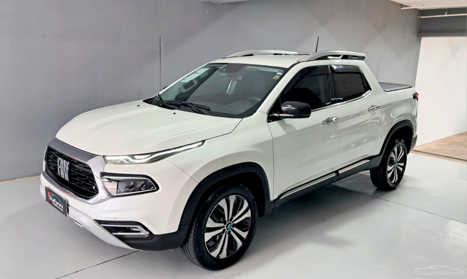 fiat toro 1.3 turbo 270 flex volcano at6 4p automatico 2024