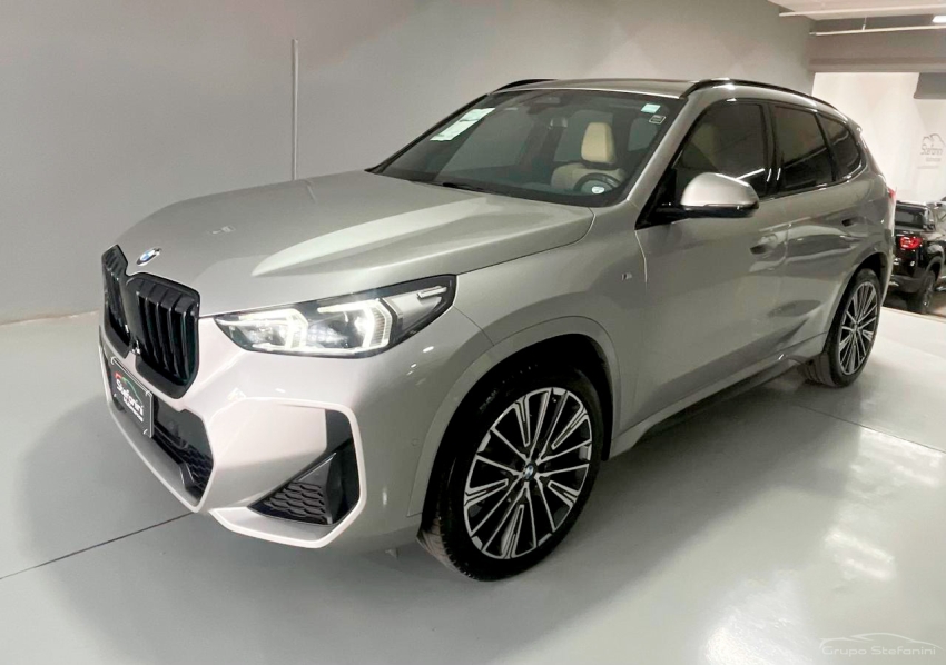 bmw x1 2.0 16v turbo gasolina sdrive20i m sport steptronic 4p automatico 2023