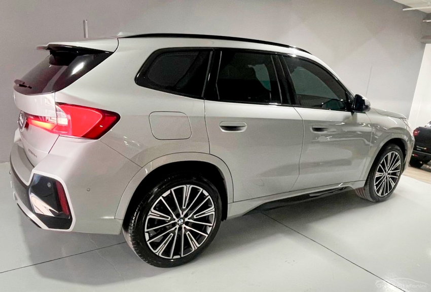 bmw x1 2.0 16v turbo gasolina sdrive20i m sport steptronic 4p automatico 202312