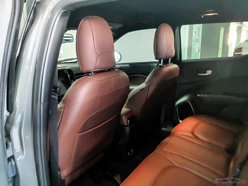 fiat toro 2.0 16v turbo diesel ranch 4wd at9 4p automatico 20256