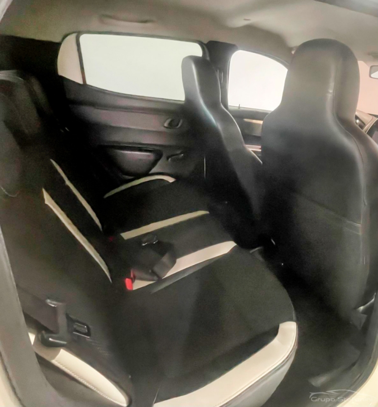 renault kwid 1.0 12v sce flex intense manual 4p 20197