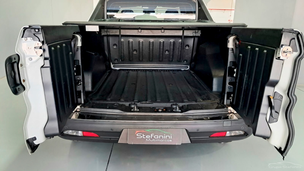 fiat toro 2.0 16v turbo diesel volcano 4wd at9 4p automatico 202311