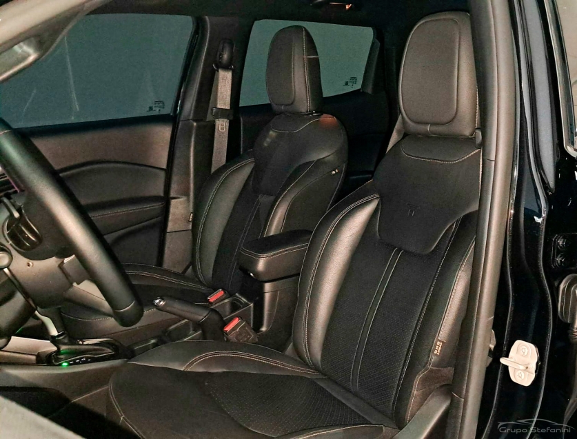 fiat toro 1.3 turbo 270 flex volcano at6 4p automatico 20244