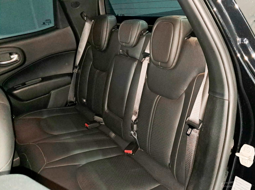 fiat toro 1.3 turbo 270 flex volcano at6 4p automatico 20245