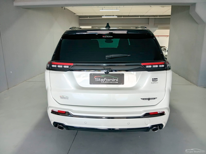 jeep commander 2.0 hurricane 4 turbo gasolina blackhawk at9 4p automatico 202511