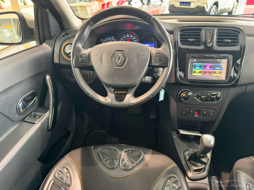 renault sandero 1.6 16v sce flex stepway manual 4p automatico 20184