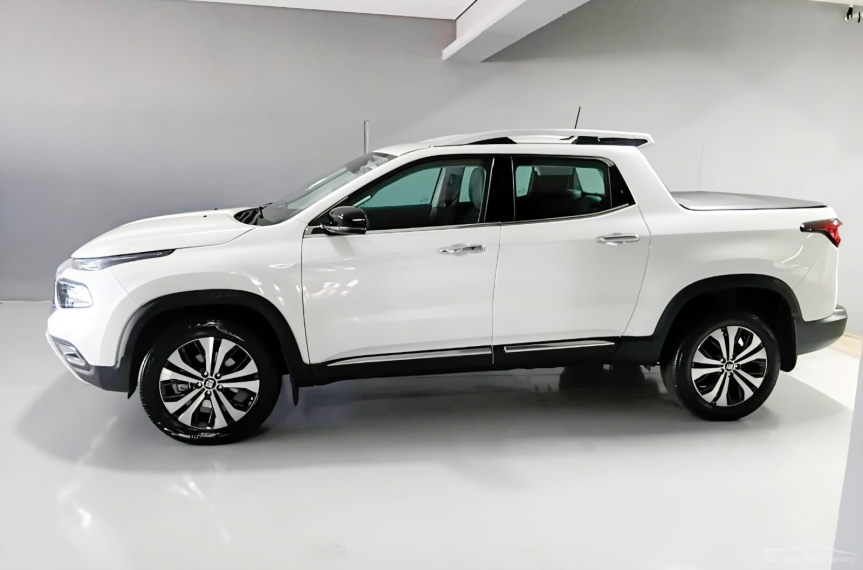 fiat toro 2.0 16v turbo diesel volcano 4wd at9 4p automatico 202510