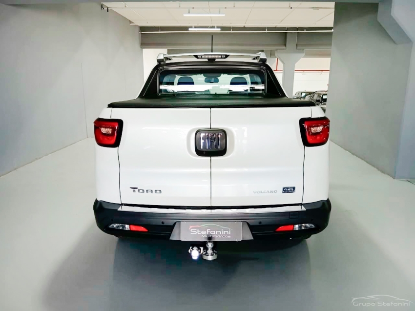 fiat toro 2.0 16v turbo diesel volcano 4wd at9 4p automatico 202513
