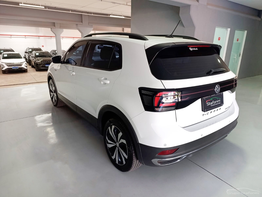 volkswagen t-cross 1.0 200 tsi total flex comfortline automatico 4p 202112