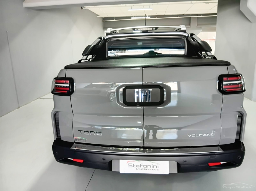 fiat toro 2.2 turbo diesel volcano 4wd at9 4p automatico 202610