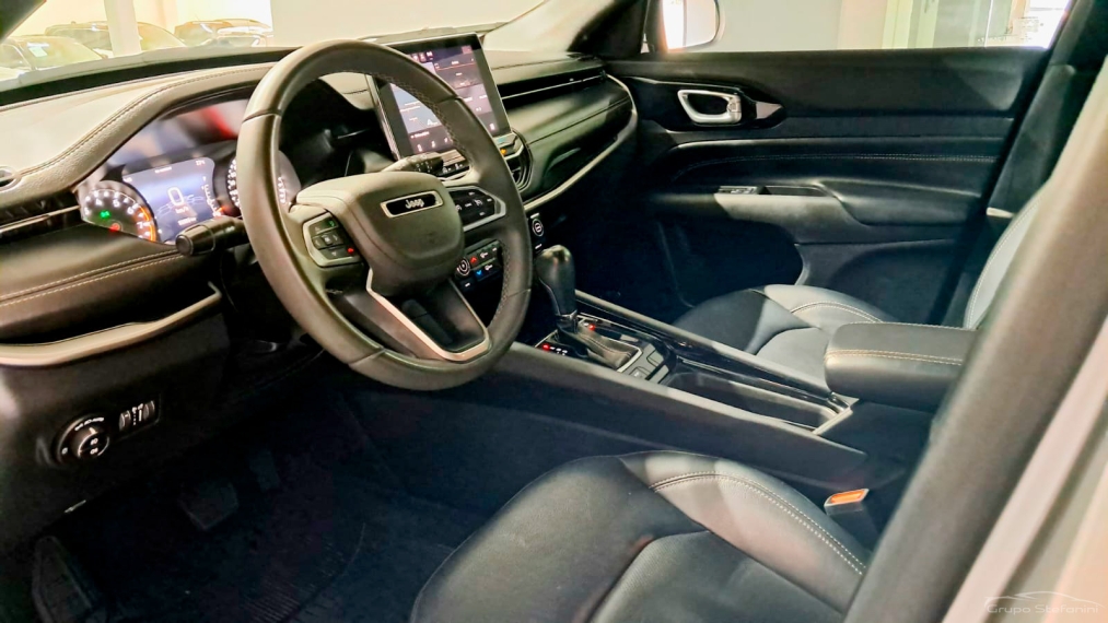jeep compass 1.3 t270 turbo flex longitude at6 4p automatico 20223