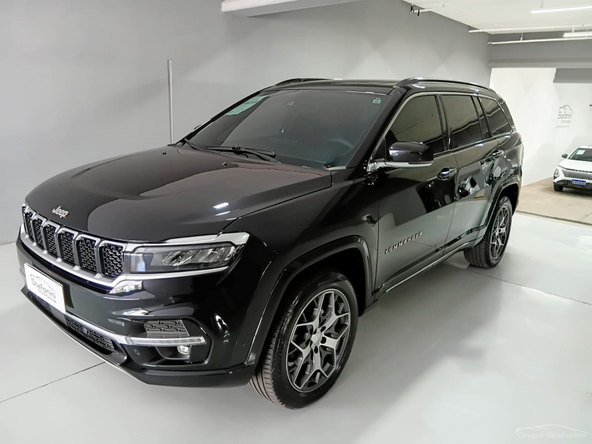 jeep commander 2.0 td380 turbo diesel overland at9 4p automatico 2024