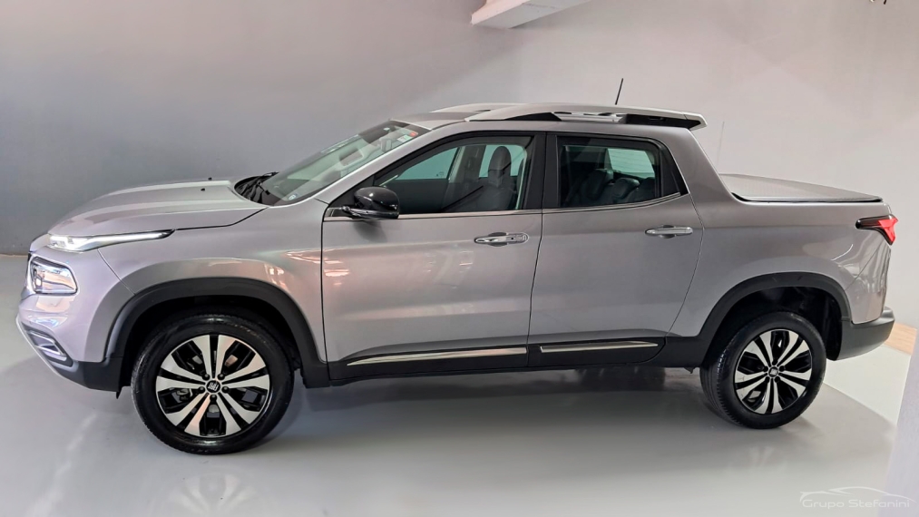 fiat toro 1.3 turbo 270 flex volcano at6 4p automatico 202510