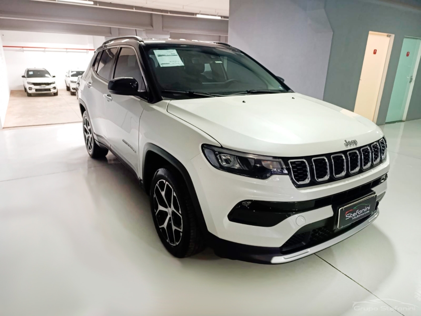 jeep compass 1.3 t270 turbo flex longitude at6 4p automatico 20252
